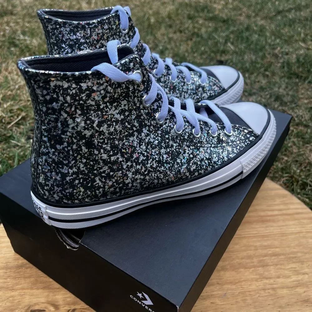 NEW Converse Youth SZ 6 Silver Sparkle Chuck Taylor High-Top Sneakers Shoes
